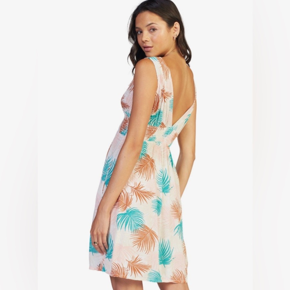 HP🎉NWT Roxy Woman’s Petite Seaside Shirred Tropical High Waist Mini Dress - Picture 4 of 7